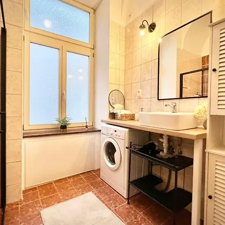 Apartment Elegant In Košice